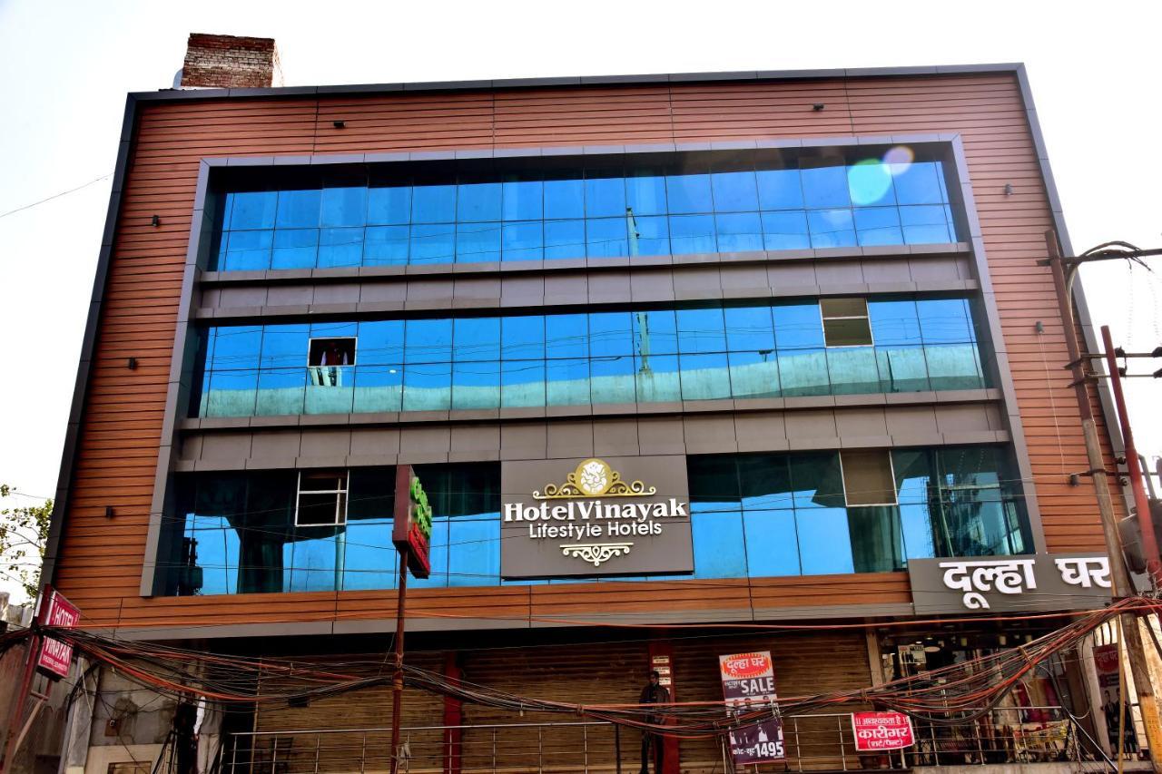 Hotel Vinayak Λάκναου Εξωτερικό φωτογραφία