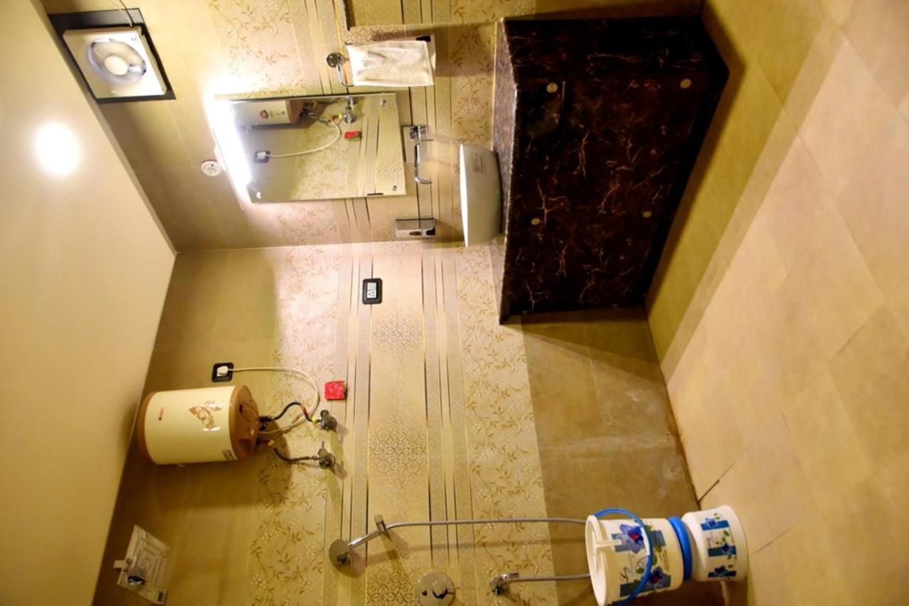 Hotel Vinayak Λάκναου Εξωτερικό φωτογραφία