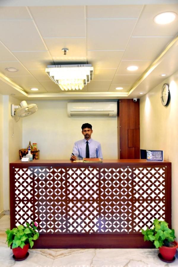 Hotel Vinayak Λάκναου Εξωτερικό φωτογραφία